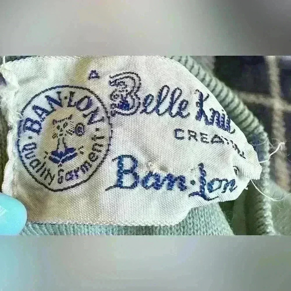 Vintage 1950’s/60’s Robin Egg Blue Cardigan - Picture 12 of 12